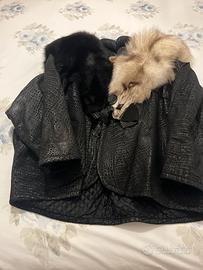 Giacca in pelle con pelliccie di volpe