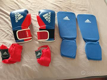 Set Adidas per kick boxing