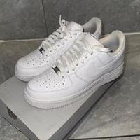 Nike Air Force 1 bianche, taglia 40