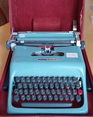 Olivetti Studio 44