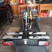 Porta bici elettriche per gancio traino 