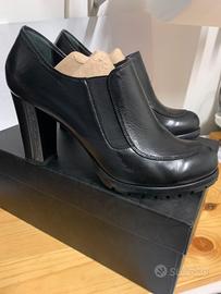 Scarpa donna tronchetto Loriblu n.38