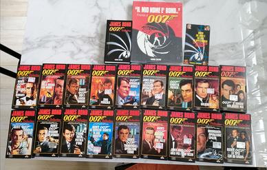 Collezione videocassette 007