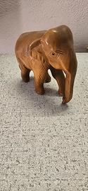 elefante in legno 