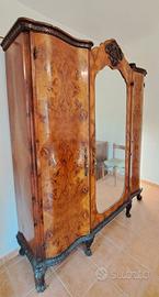 Antico Armadio Como' e Letto in stile Chippendale.