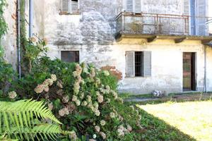 Rustico / Casale di 156 m² con 4 locali e box auto