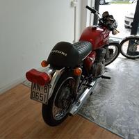 Suzuki GT 500 2 CIL 2 TEMPI 1977 DOC OK