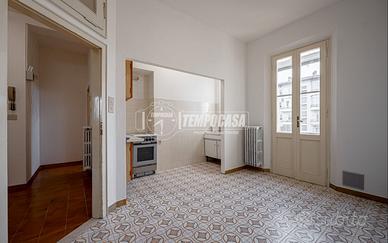 Bilocale con balcone e cantina