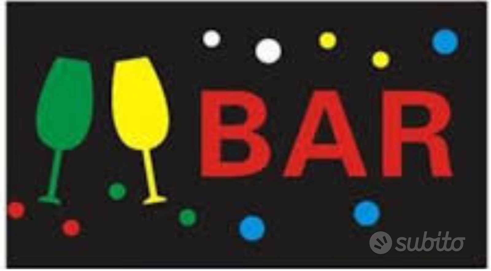 Bar con Cucina