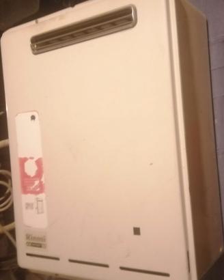 Produttore di acqua calda Rinnai Infinity 32e