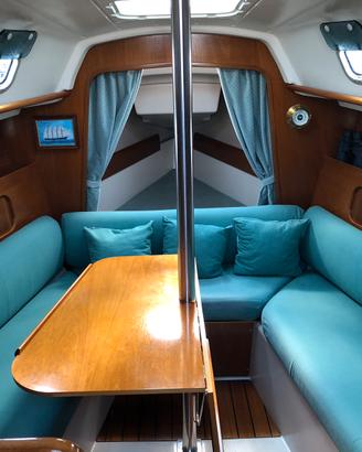 Barca a vela Oceanis 281 Beneteau