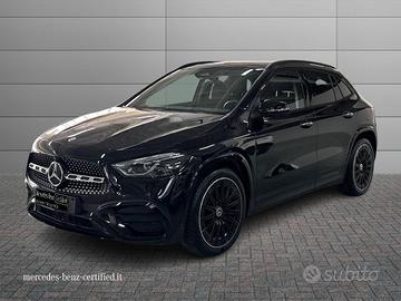 MERCEDES-BENZ GLA 200 d AMG Line Premium Plus auto