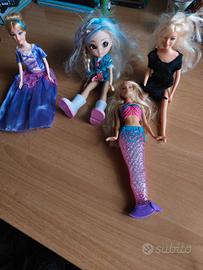 bambole tipo Barbie 