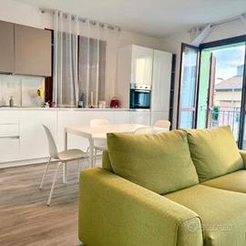 Appartamento ristrutturato, Ponte sasso. M/1974