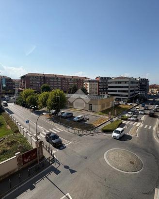 2 LOCALI A SALUZZO