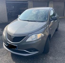 Lancia Ypsilon 1.3 Multijet 95cv Oro