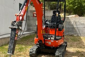 Kubota U17
