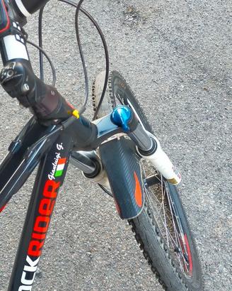 Mountain bike ROCKRIDER 8.1