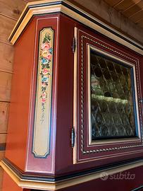 Credenza Tirolese Dipinta a Mano