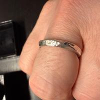 Anello martellato piccolo GIOVANNI RASPINI argento