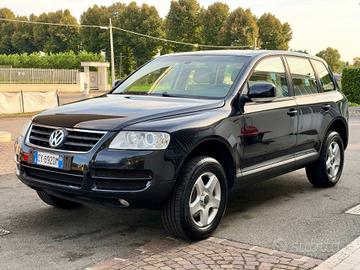 Volkswagen Touareg 3.0 V6 TDI DPF tiptronic