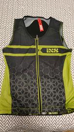 gilet   moto con protezione 