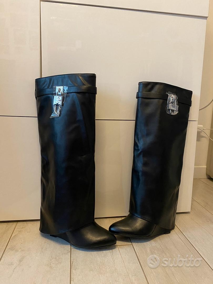 Stivali Givenchy Shark NUOVI Abbigliamento e Accessori In vendita a Milano