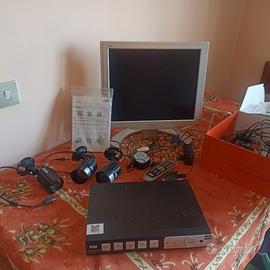 Impianto 4 telecamere videoregistratore e schermo