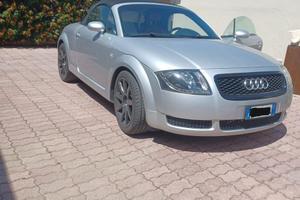 Audi tt cabrio roadster 1.8 r4 2004