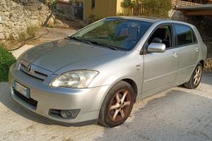 TOYOTA COROLLA D4 1.4 AUTOMATICA anno 2004