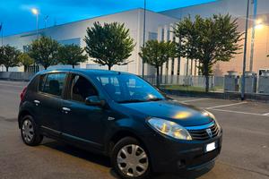 Dacia Sandero 2008  1.4 benzina