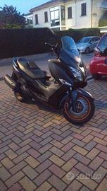 Suzuki Burgman 400 