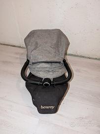 Passeggino pieghevole formato viaggio 