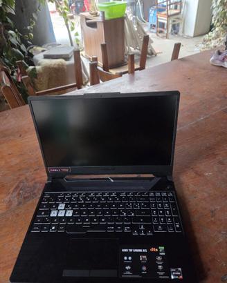 Computer portatile Asus nuovo mai usato