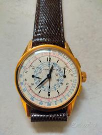 Universal Geneve cronografo oro 18 kt calibro 285.