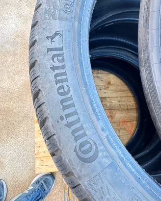 Treno di gomme Invernali   Continental CONTACT 8 S