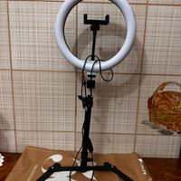 Ringlight con cavalletto