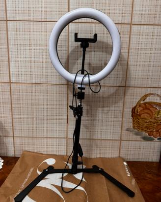 Ringlight con cavalletto