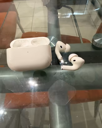 Apple AirPods