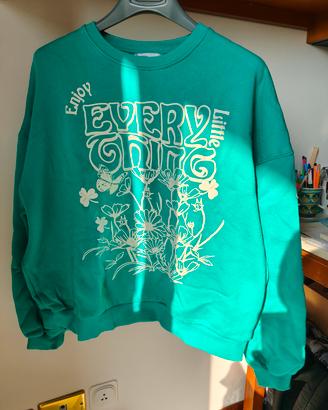 felpa verde Bershka 