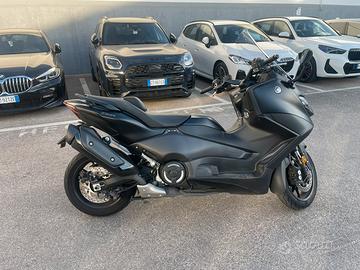 Yamaha T-Max 560 (2022 - 24) usata a Prato