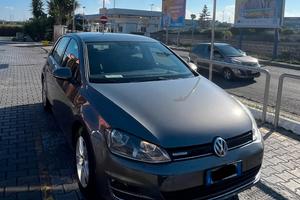 Golf 1.6 DSG TDI 105 CV neopatentati