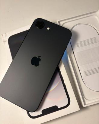 Iphone 16e Nero 128Gb batteria 97%