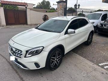 Mercedes-benz GLA 220 d Automatic Premium