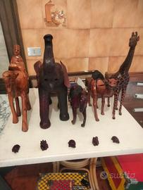 Animali in legno africani