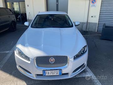 Jaguar XF 2200 D 200 cv