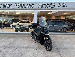 Honda SH 350 2025 / 4.000 KM Tuo a soli 59 Euro al