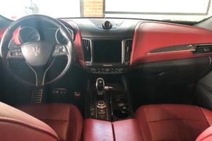 MASERATI Levante - 2017