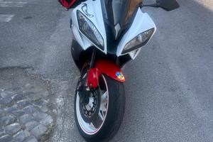 moto r6
