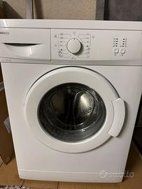 Lavatrice BEKO 5 kg 1000 Giri Class A+